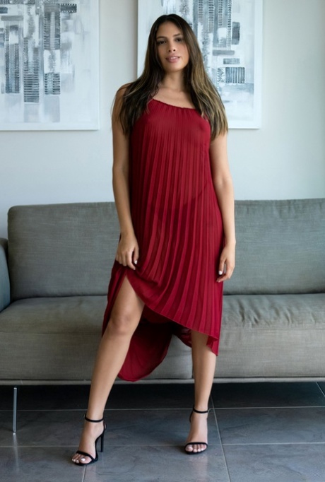 Kaynarca Genç ve Dinamik Üniversiteli Escort Bayan Berna
