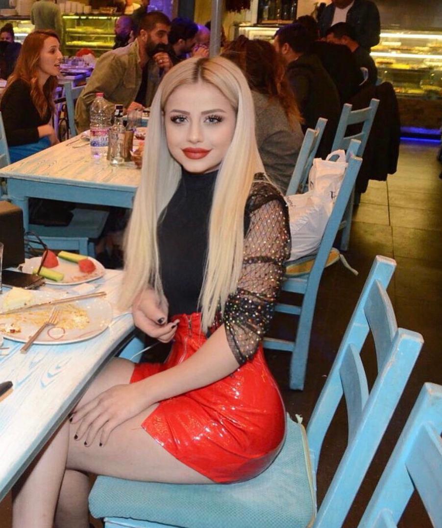 Ela - Arnavutköy VIP Escort Bayan Modeli - Gerçek Fotoğraflı İlan