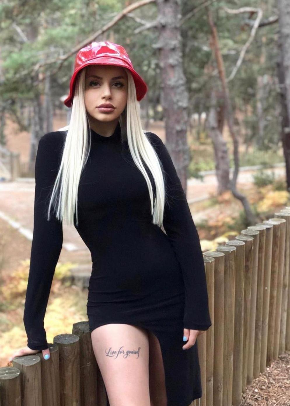 Ela Arnavutköy Escort Bayan Arnavutköy Escort Ela Fotoğrafı (3)